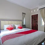 Oyo 91681 Raysa Homestay