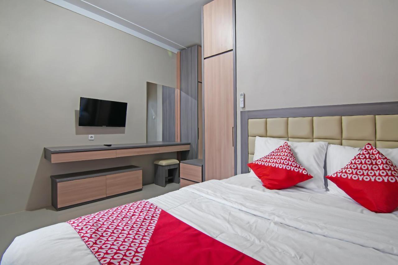 Hotel Oyo 91681 Raysa Pekanbaru